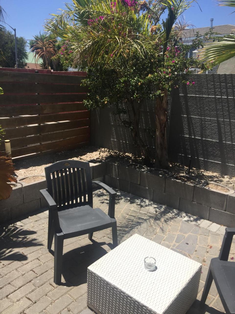 Capetown 4U Guesthouse Bloubergstrand Luaran gambar